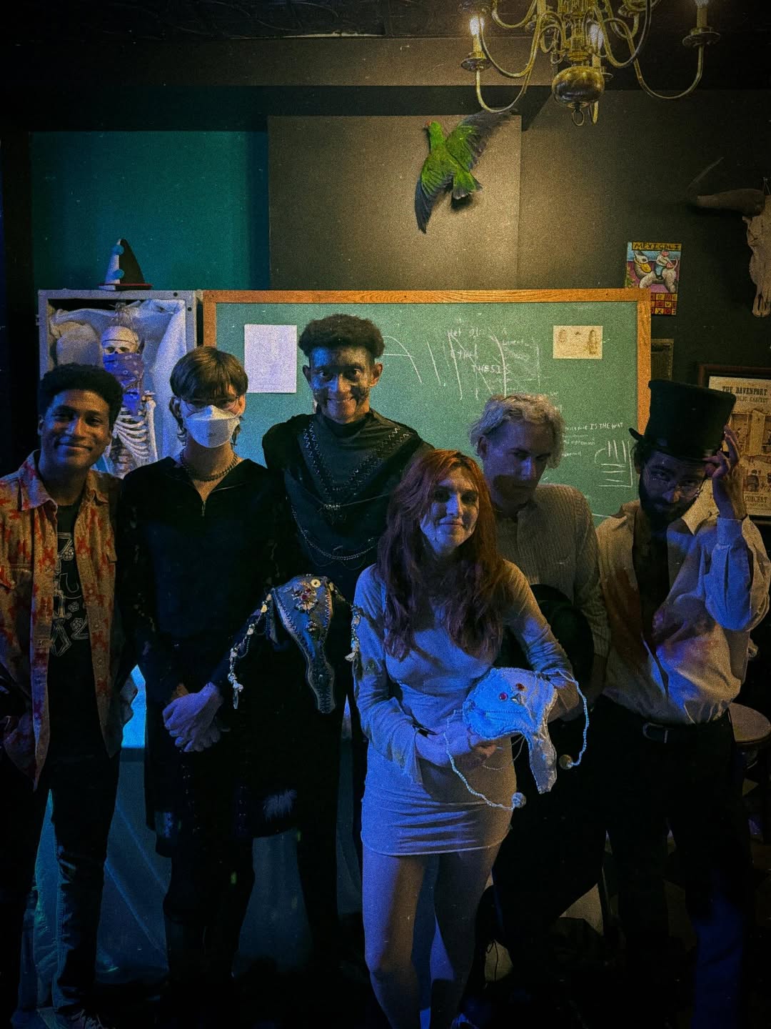 Photo of the cast and crew of MINISTRY